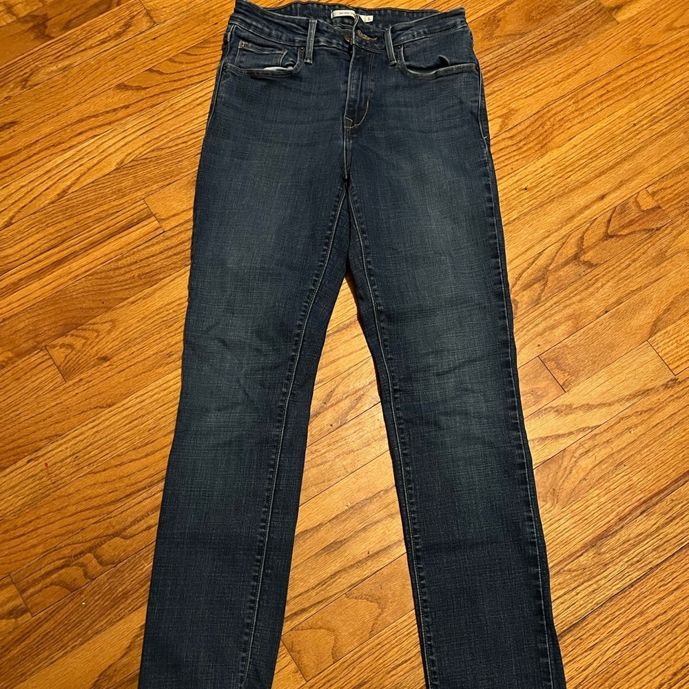 Levi jeans